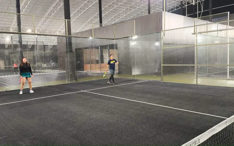Players on a Regular court